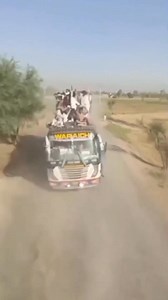 5.4M views · 72K reactions | چیک کر موت موت آئی کھیل ریے نی 﫡 #Bus_race#3_Bus #Narang_Flyers | Narang Flyers | Facebook