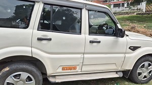 #sale #sale: Fix Price Rs.9.50 Lakhs. Scropio No.JK02CE- 2204. 1. Modle June 2018. 2. White Colour 3. Free from Accident. 4. Presently engaged with Officer of Northern Railway @27,000/- PM. 5. KM run 1,15,000/- 6. Driving test/Checking feature contact Driver Rajat Kr No. 91 99063 68082. #pahariexpressnews | Pahari Express News