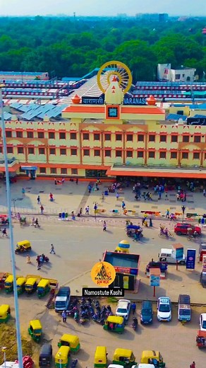 Varanasi Junction Cantt Railway Station perfect Drone View. Spread the love 💕 @namostutekashi #NamostuteKashi #Kashi #Varanasi #Banaras #VaranasiRailwayStation #VaranasiDroneView #VaranasiJunction #VaranasiTouristPlace #VaranasiBestPlace #RailwayStation #Cantt #Explore #explorepage | Namostute Kashi