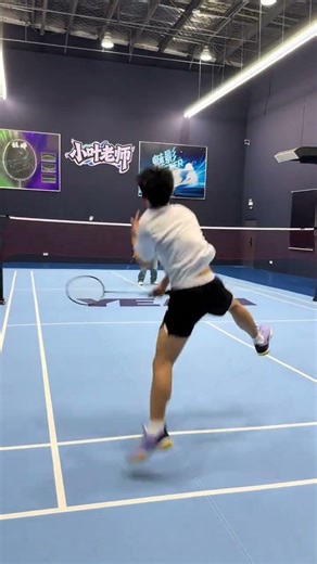 Basic skills correction for smacking the ball #Xiaobo Badminton#Badminton teaching