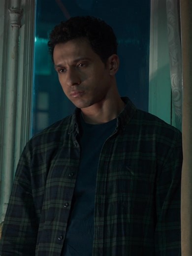 ‏نهرس أمه طالما يستاهل.. #عين_سحرية