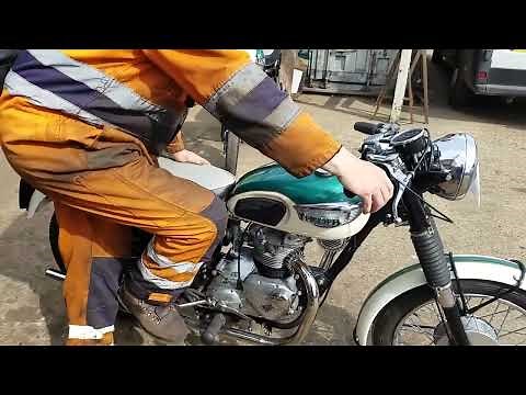 1966 Triumph T100SS 500cc at Andy Tiernans #08814TRI