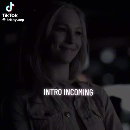 intro!!💗🎀 #carolineforbes