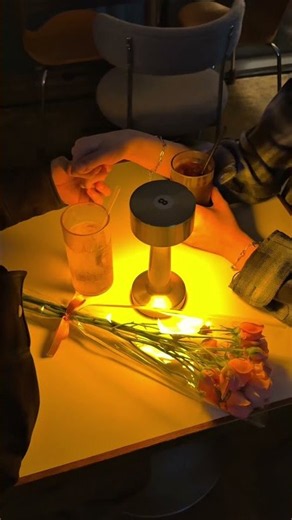 오늘의 방탱 카페 추천_남양주 커플이라면 꼭 가봐야 할 가을 데이트 추천 카페, 테라스에 앉아 한강 야경을 즐기기 좋은 경기 남양주 '팔당로그'