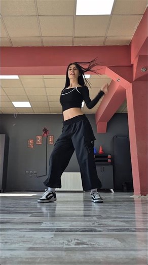 Manifest - Daha İyi Esin dance break cover 💛 (first try&mirrored) #manifest #dahaiyi #dance #shorts