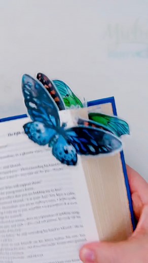 4.6K views · 56 reactions | 曆 Add a touch of whimsy to your reading with these DIY clear corner butterfly bookmarks! 曆 My step-by-step tutorial to create your own using Cricut is now on the blog! ✨ https://michellespartyplanit.com/2024/09/how-to-make-clear-corner-butterfly-bookmarks/ | Michelle's Party Plan-It by Michelle Stewart | Facebook