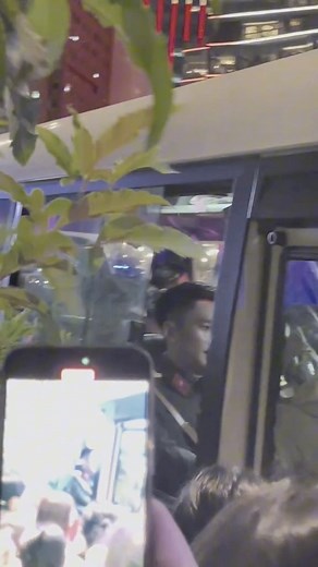 151K views · 2.1K reactions | Ủa ai mà hôm nay cười nhiều dữ vậy  #dinhthiencommunication #handsomeboy #traiviet #dieuhanh30thang04 #giaiphongmiennam #nthongnhatdatnuoc #visual #xuhuong #quandoi #congan #vietnam #đẹp #xuhuong #traidep video: Em bé zui zẻ | Đình Thiên Entertainment | Facebook