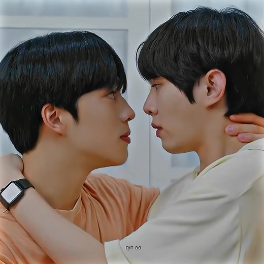 I watched this last night and I can't move on from this freaking tension hshshshs bro even passed out 😭😭🤣 #lovemate #lovematetheseries #러브메이트 #koreanbl #foryoupage #fyp