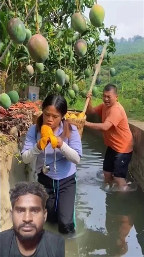 Introducing the "VitaWear SmartBand," a next-generation wearable gadget🎉