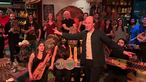 Ensayos en Buenos Aires con los instrumentos celtas, latinoamericanos y medievales de la orquesta de la Untref. Esto se pone muy interesante! | Carlos Núñez