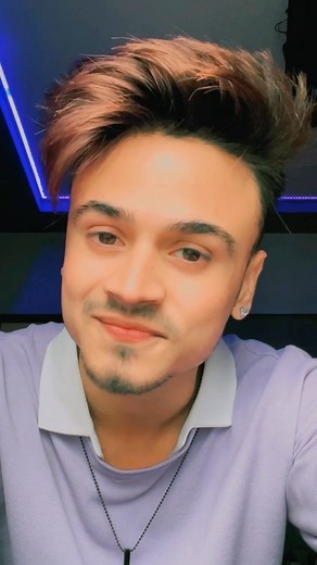 Kumar Utkarsh  on Instagram: "Tera hi ishq rehta hai﫶珞#utkarshians"