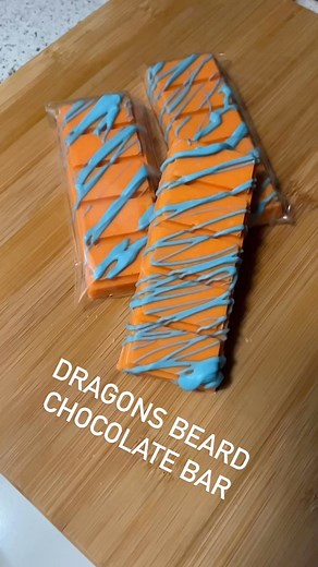 Hand made cotton candy (dragon’s beard) inside a chocolate bar #theloarx #dragonsbeardcandy #chocolatebar | Anthony Ortiz