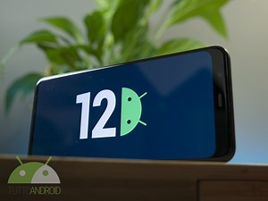 Android 12 ha un sistema di temi che si adattano allo sfondo: ecco le immagini