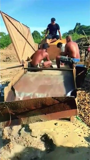 Inside One of Sri Lanka’s Huge Gem Mines 💥 Uncovering Hidden Sapphires Worth Millions! 🇱🇰💎 #shorts