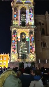 El videomapping en la Catedral de #Málaga. 🌲 Video de Mi Cámara y Yo : Juan Antonio Romero Núñez . | Málaga ayer y hoy