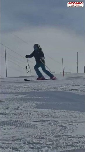 Lindsey Romano Leydet 🇫🇷 - slalom drills in Les 2 Alpes #weareskiing #sheskis ‪@atomic‬
