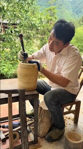 Bamboo Artistry: Crafting a Handmade Container from a Self-Grown Bamboo Tree 👀