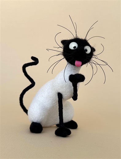 Handmade Needle Felted Cat Licking Paw Statuette, Wool Sculpture (5.3 Inches) - Etsy Canada