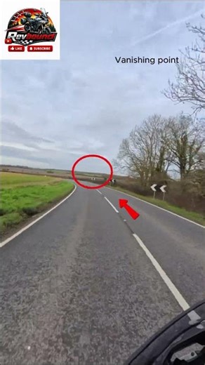 Left hand bend done right #Motorcycle #AdvancedRiding #Revbound #RideSmart #UKBikers