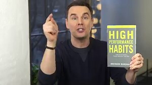 “Change your habits, change your life.” Are you ready to grow into your best self, but aren’t exactly sure where to begin? 🤔 There are thousands of articles out there that miss the mark about what matters when it comes to performance and achievement. Following a list of “hacks” won’t help you make the profound change you are seeking. Let me clear up the confusion… I’m Brendon Burchard and I’ve spent the last 20 years researching the latest in neuroscience, psychology, and health, learning about