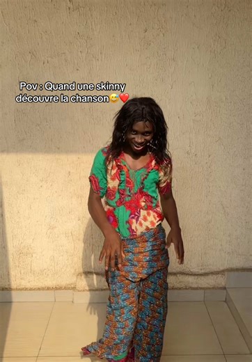 Les skinny sur la musique de @TYLA ❤️😅 #fyp #viral #guineeforestiere🇬🇳🇬🇳 #fyppp #dance