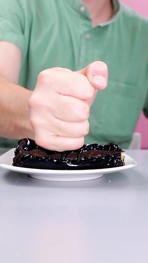 5-Minute Crafts VS on TikTok