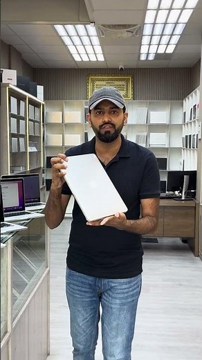 Apple MacBook Pro 2015 Core i5 8GB 250GB SSD Retina Slim Laptop [+971-558415588] #apple