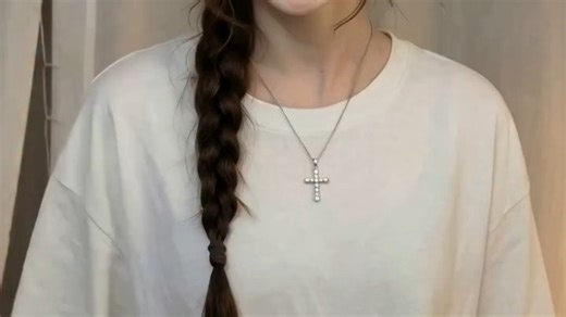 虽然脸不是我喜欢的款，但挺可爱的！（@littlelily2007）