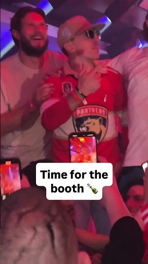 Brad Marchand put on a LEGENDARY performance at the Panthers’ Stanley Cup party 😂🐐