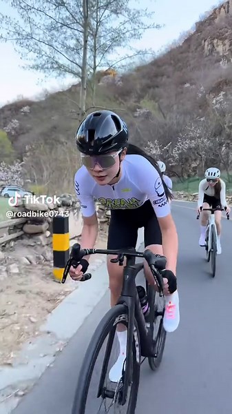 Top Cycling Tips for Female Cyclists