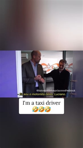 🔴‼️𝐍𝐄𝐖 𝐕𝐈𝐃𝐄𝐎: Prince William has given a beautiful insight into his and Catherine's family days with their three children in a new interview with Luciano Huck innBrazil The Prince has joked about being a "taxi driver" for his children and has explained again that Geroge, Charlotte and Louis doesn't have any phones. #katemiddleton #princesscatherineofwales #walesfamily #waleskids #cambridgekids #dukeandduchessofcambridge #dukeandduchessofcornwall #princeandprincessofwales #cambridgeroyal