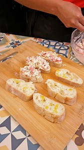 5.2K views · 15 reactions | Easy and quick pizza bread to prepare! | Frugal Recipes | Facebook