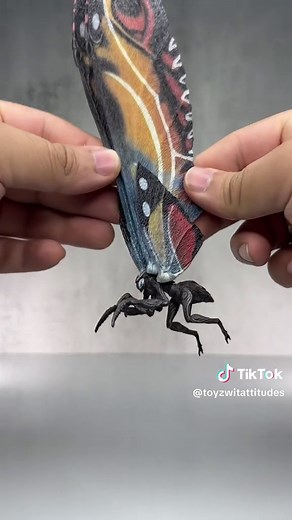 Unboxing Hiya Toys Godzilla: King of the Monstera Mothra #unboxing #review #mothra #godzillakingofthemonsters #queenbee #hiyatoys #moth #kaiju #godzilla #kingkong #gojira #goji #actionfigures #monsters
