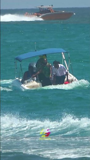 WARNING: SINKING FAST AT HAULOVER INLET