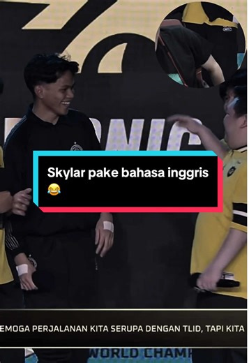 Reaksi dyfa dan r7 liat skylar pake bahasa inggris😂 #MLBBM7 #MLBB #interviewonic #skylar #f7