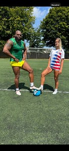 201K views · 3.7K reactions | FOOTBALLEUSE PROFESSIONNEL VS POWERBUILDER WAAAAAYEEEE⚽️轢✨✨✨✨✨ | Yves Tchobang | Facebook