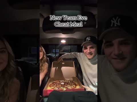 MASSIVE NEW YEARS EVE CHEAT MEAL!