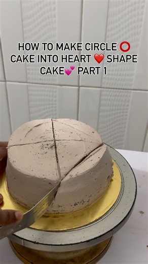 farzana pathan on Instagram: "Circle shape cake into heart shape cake 🤗 (Circle shaped cake , heart shape cake , square shape cake , rectangle shape cake ) many type of cake we have dm for order heaven cakeology ❤️"