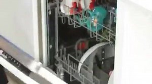 Instructions for cleaning valve cups! Unscrew the lid. Pull the...