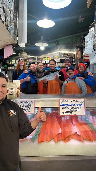 21K views · 298 reactions | @luis58castillo La Piedra making this look easy . . . . . #seattlemariners #seattle #pikeplacemarket | Pike Place Fish Market | Facebook