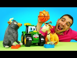 ¡Juguemos en la granja con el tractor John y el toro Ferdinand! Vídeos para niños con juguetes