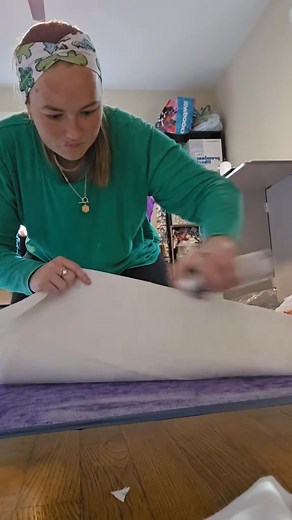 Make a flying geese block with me! Credit: natmayo03 ❤️ #quilting #quiltersoftiktok #quiltblockpatterns #quilttutorial #shadowvalleyquilts | Jean Merrill