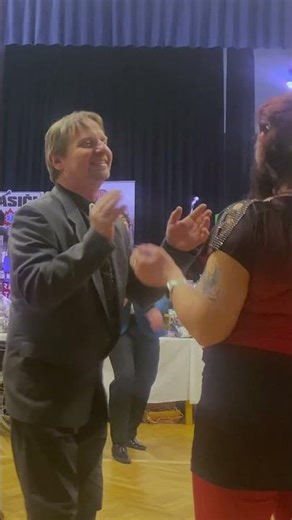 🔥🎭 Hasičský ples Hodslavice 2 – imitátorská jízda Zdeňka Barnetta#KarelGott #JiriKorn #Zeman #Babiš