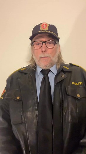 94K views · 821 reactions | Hamarøy, Oppeid. Blankbyda kjøpesenter Lørdag 15. Dørene til show( og bar) Åpner 19,- show kl 21. Billetter i døra. | Kliff Arne fra selve Narvik | Facebook