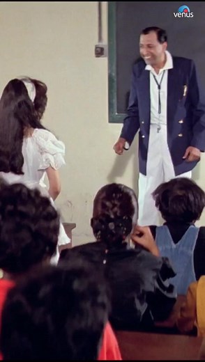 Ayesha Jhulka, Akshay Kumar And Deepak Tijori In The Film Khiladi . . . #venusmovies #bollywoodmovies #bollywoodreels #hindireels #indianreels #actionmovies #khiladi #akshaykumar #deepaktijori #sharatsaxena #ayeshajhulka #bollywoodfilms #bollywoodactors #moviereels #moviescenes #reels #reelsinstagram #reelitfeelit #reelkarofeelkaro #reelsvideo #reelsindia #reelsviral #trendingreels | Venus Movies