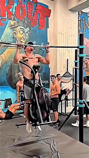 Calisthenics Aura ♾️#calisthenics #aura #reaction #shorts #freestyle