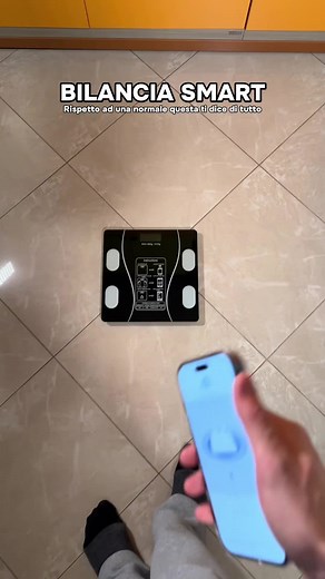 Bilancia Intelligente: Monitoraggio Peso e Metriche