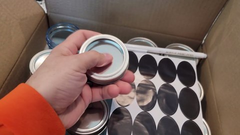 Mason Jars + LED String Lights = Solar Fireflies!