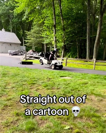 The sounds it made 😭 (via justin.r509/IG) #cartoon #golfcart #espnsocial