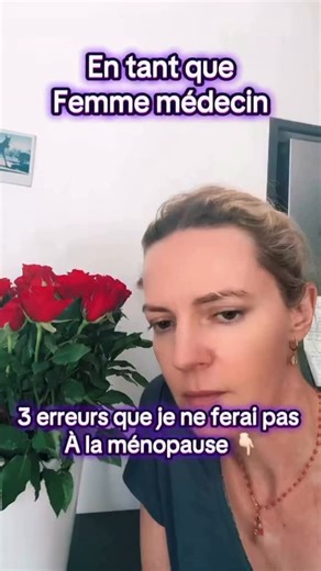 3️⃣erreurs alimentaires que je ne ferai pas à la ménopause en tant que femme et en tant que médecin. 1️⃣ Négliger les protéines Je vise 1,2 à 1,5 g/kg/jour, selon l’activité physique, pour préserver la masse musculaire et limiter la sarcopénie, dont le risque augmente nettement après 40–50 ans. 2️⃣ Oublier les fibres Objectif : 25 à 30 g/jour. Elles soutiennent le transit, nourrissent le microbiote, améliorent la satiété et participent à la stabilité glycémique — un point clé à la ménopause. 3️⃣